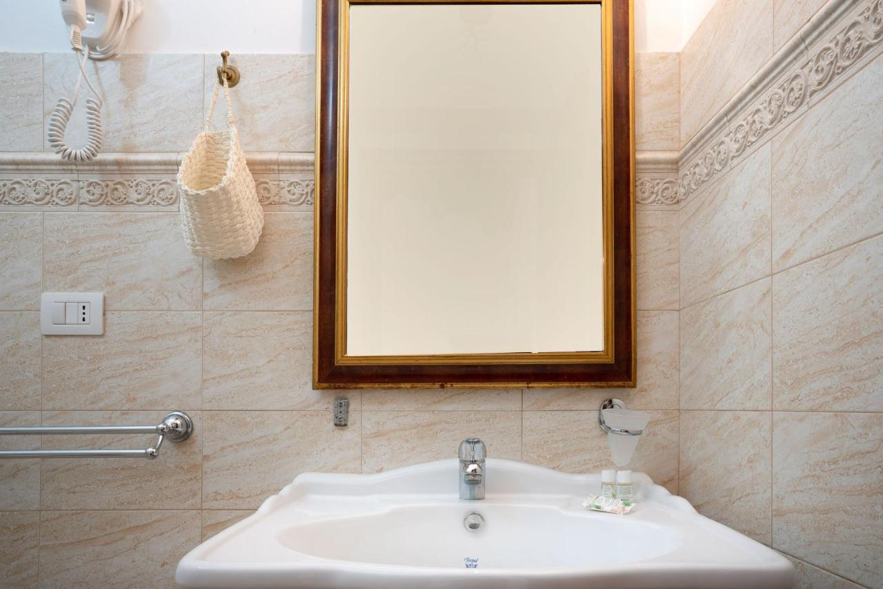 Ares Rooms Ortigia Syracuse Exterior photo